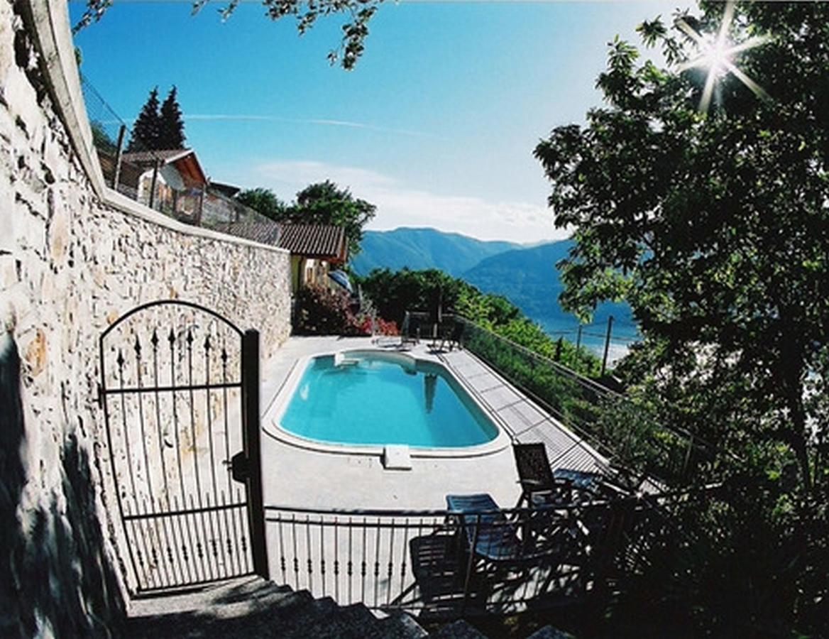 Case Bellissime Tronzano Lago Maggiore Exterior foto